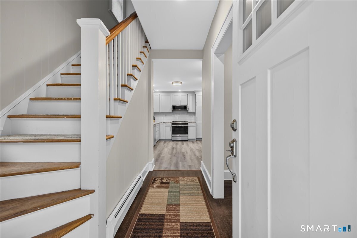 21 Hobson Avenue Milford CT 06460