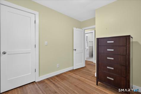21 Hobson Avenue Milford CT 06460