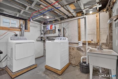 21 Hobson Avenue Milford CT 06460
