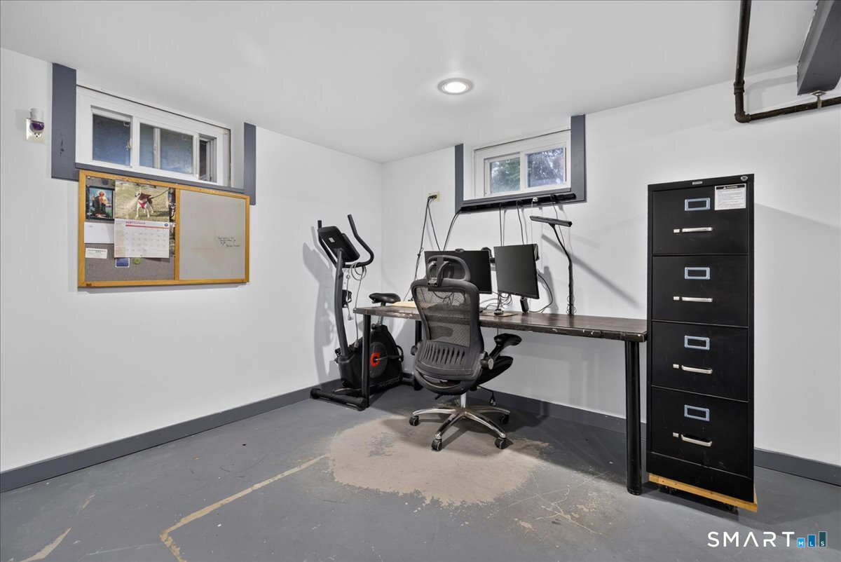 21 Hobson Avenue Milford CT 06460