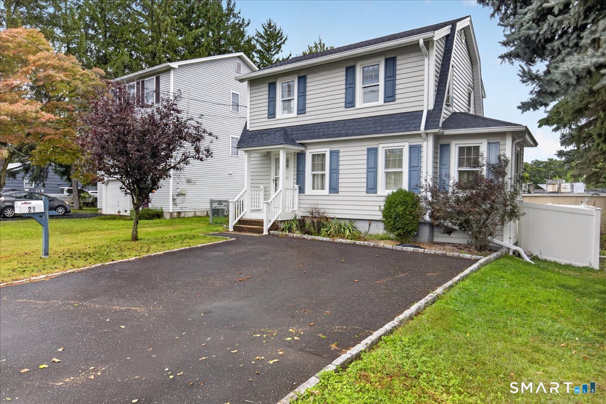 21 Hobson Avenue Milford CT 06460