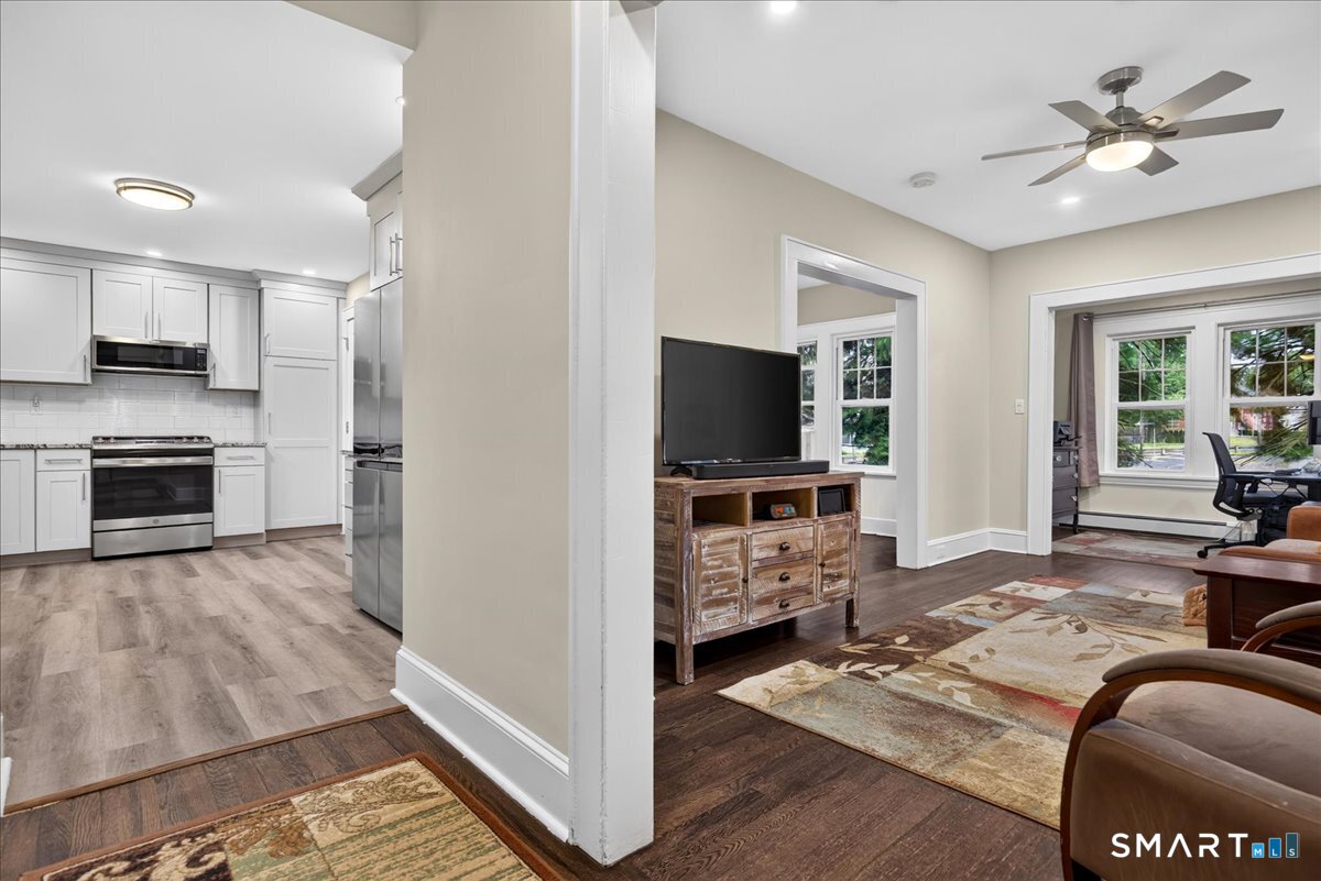 21 Hobson Avenue Milford CT 06460
