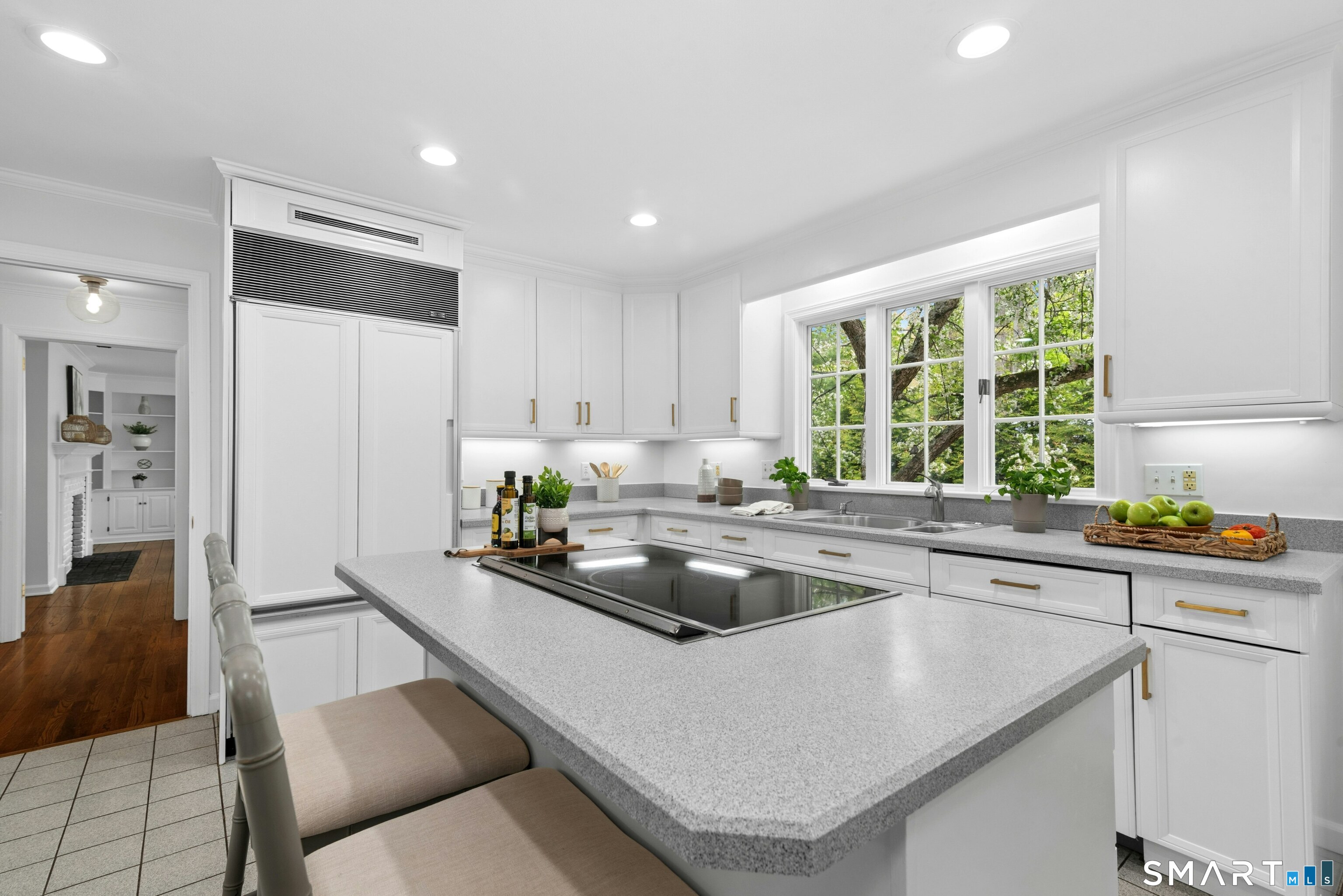 254 White Oak Shade Road New Canaan CT 06840