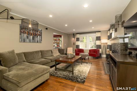 110 Foxcroft Road West Hartford CT 06119