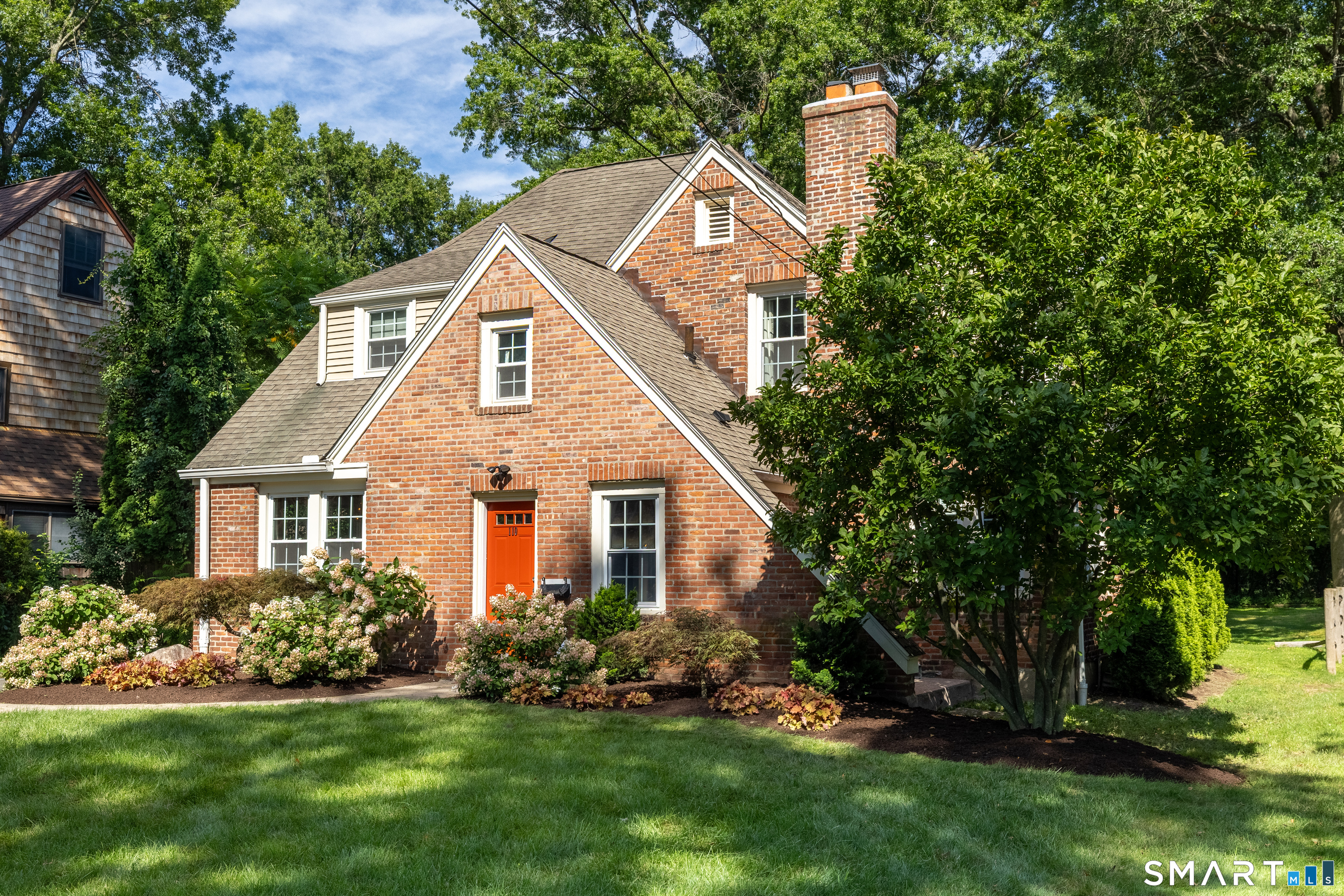 110 Foxcroft Road West Hartford CT 06119