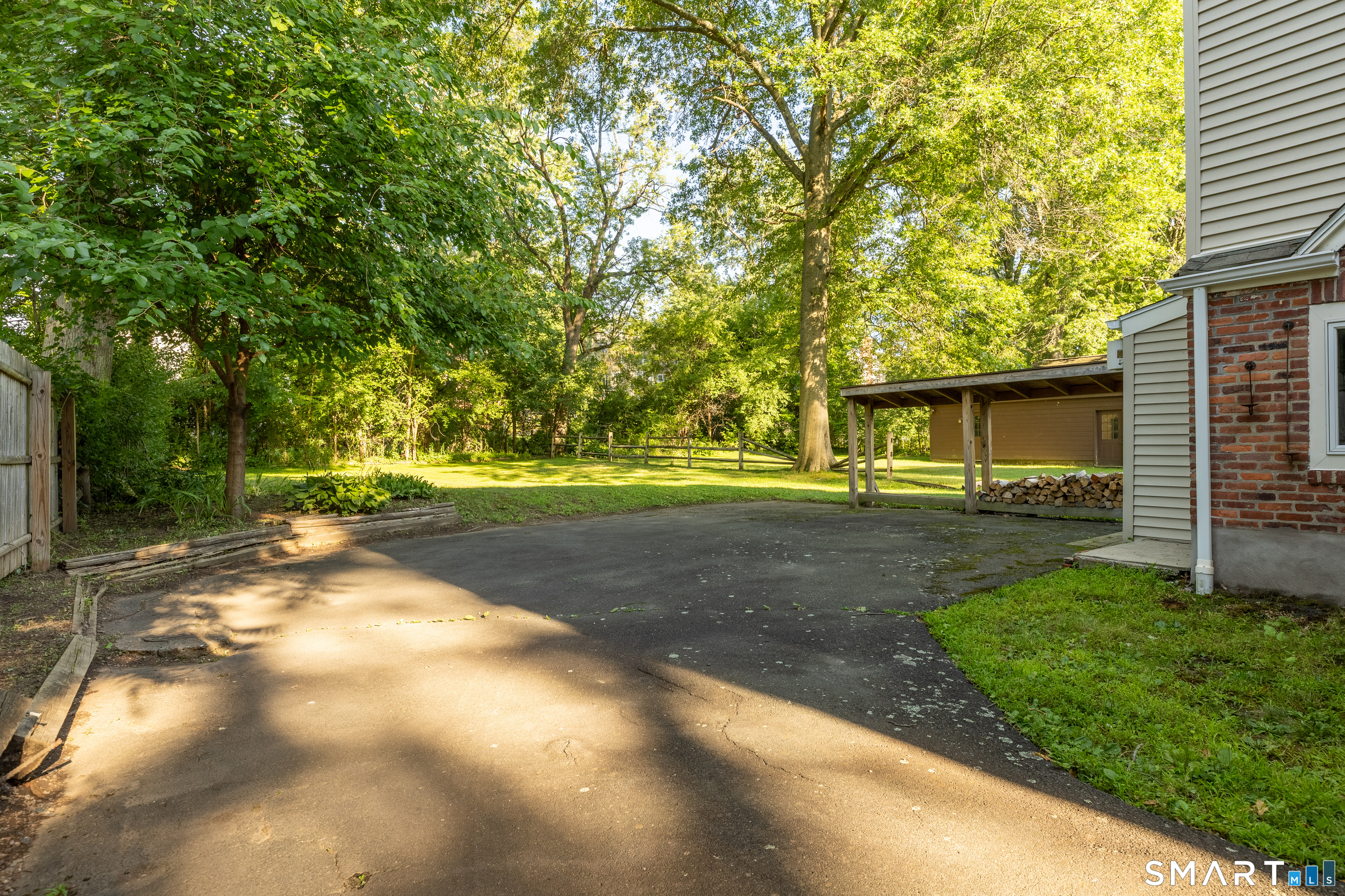 110 Foxcroft Road West Hartford CT 06119