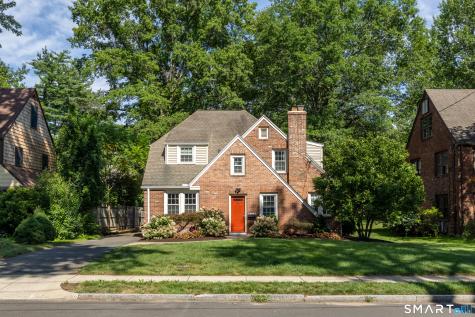 110 Foxcroft Road West Hartford CT 06119
