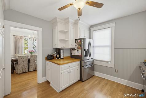 32 Collins Parkway Meriden CT 06450