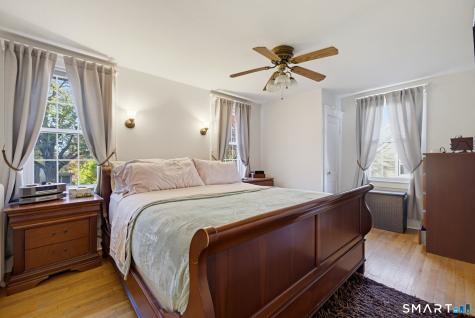 32 Collins Parkway Meriden CT 06450
