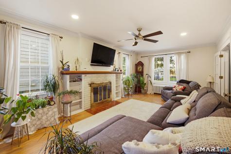 32 Collins Parkway Meriden CT 06450