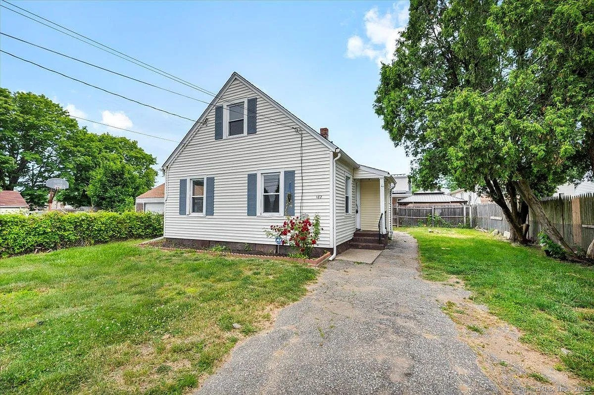 182 Trumbull Avenue Bridgeport CT 06606