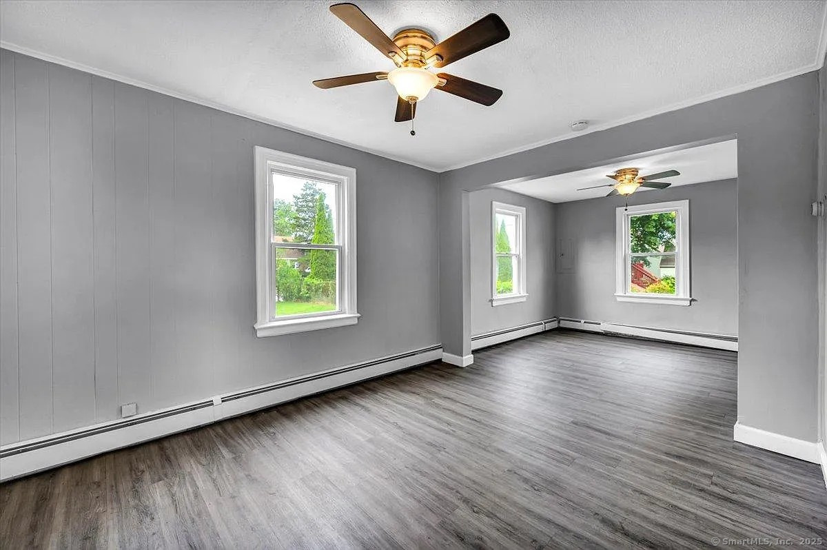 182 Trumbull Avenue Bridgeport CT 06606