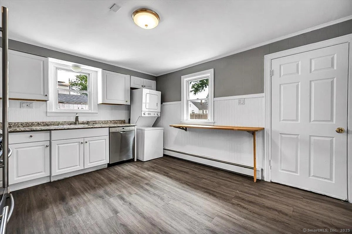 182 Trumbull Avenue Bridgeport CT 06606