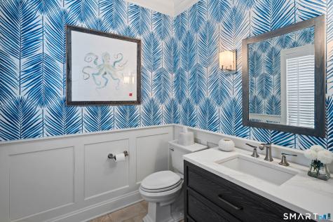 81 Lukes Wood Road New Canaan CT 06840