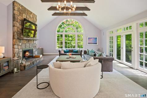 81 Lukes Wood Road New Canaan CT 06840