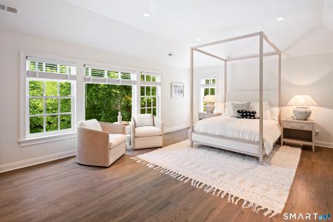 81 Lukes Wood Road New Canaan CT 06840