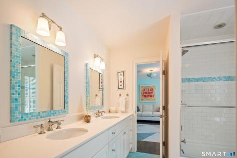81 Lukes Wood Road New Canaan CT 06840
