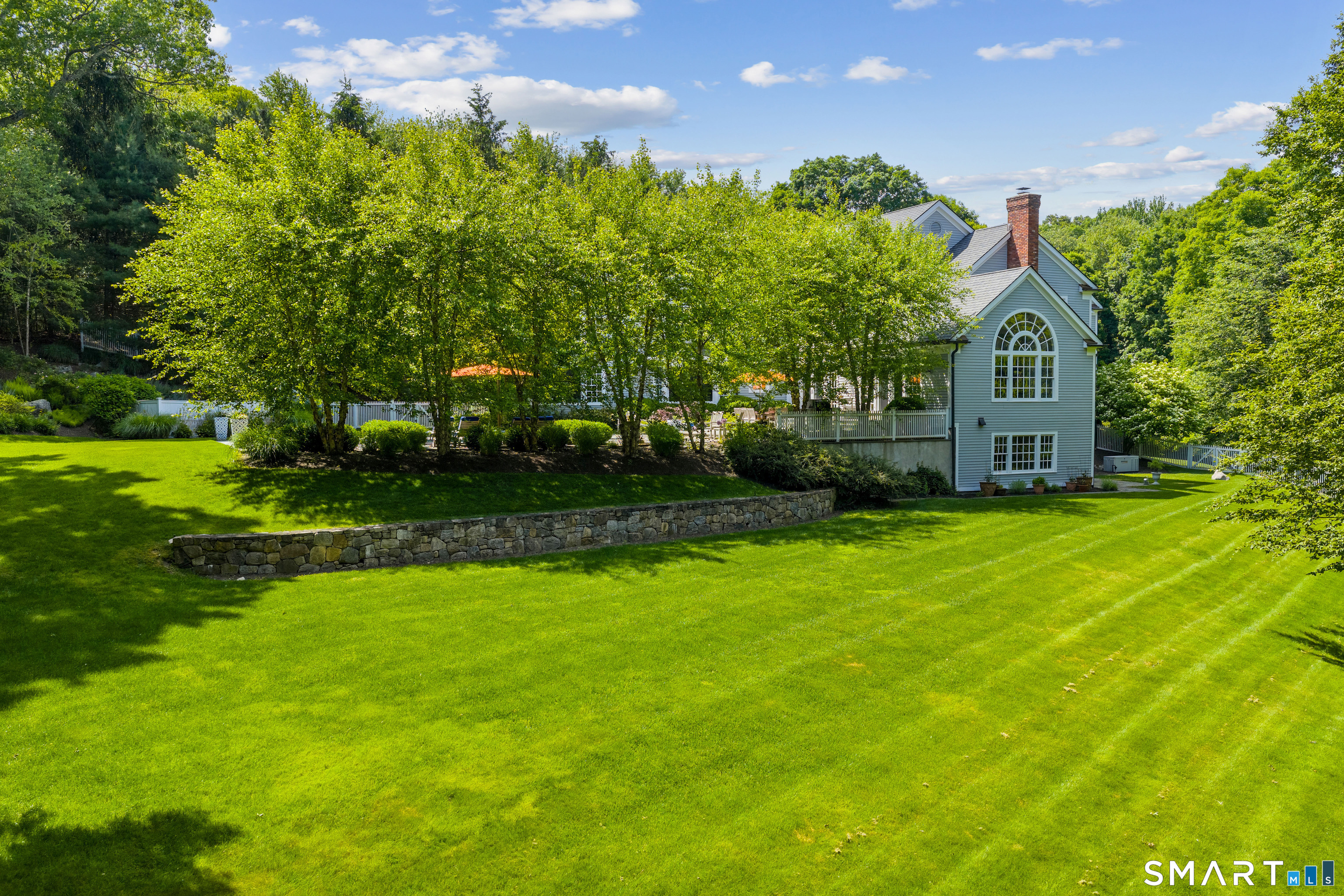 81 Lukes Wood Road New Canaan CT 06840