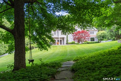 81 Lukes Wood Road New Canaan CT 06840