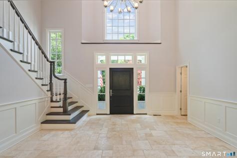 81 Lukes Wood Road New Canaan CT 06840