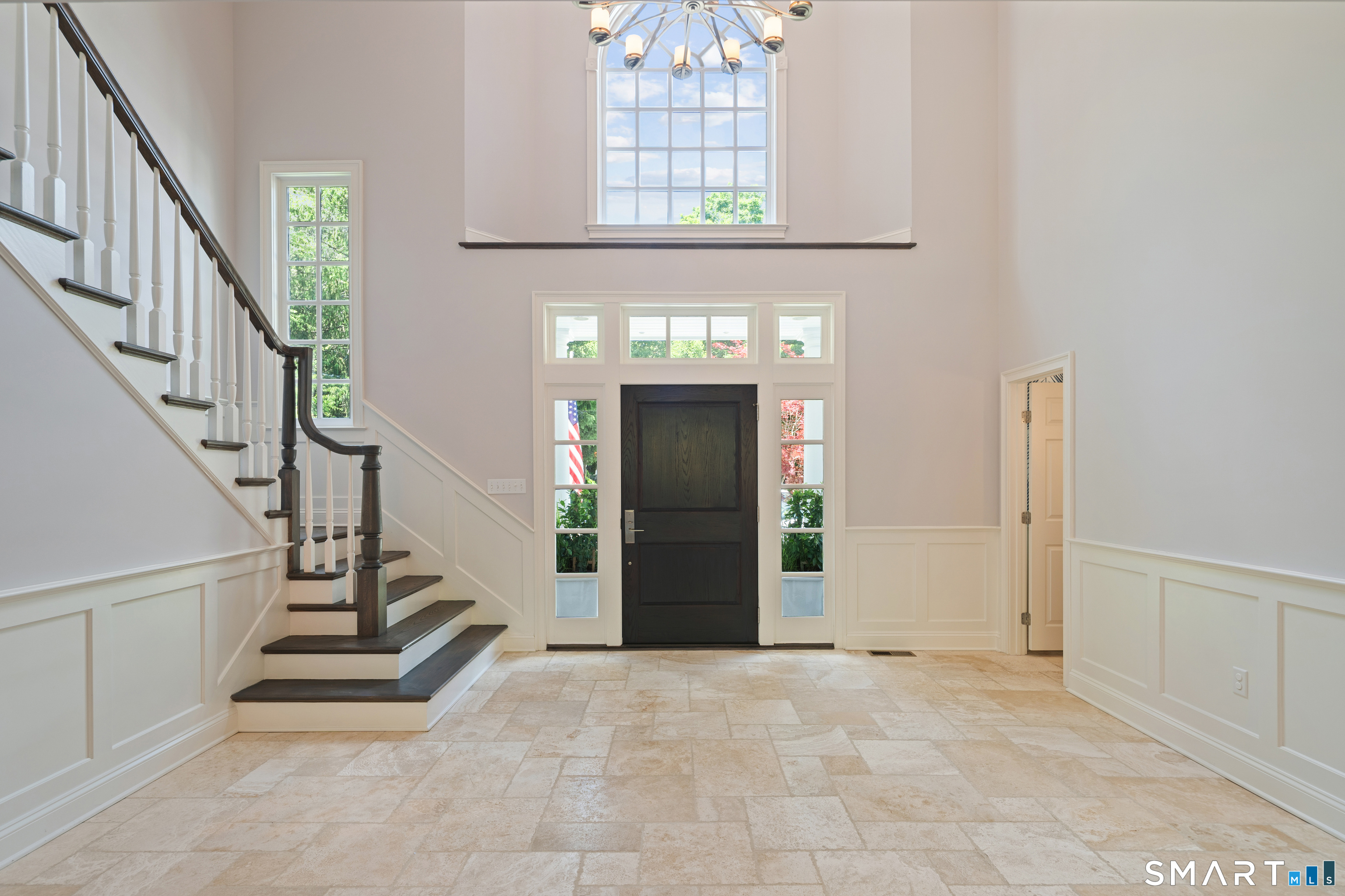 81 Lukes Wood Road New Canaan CT 06840