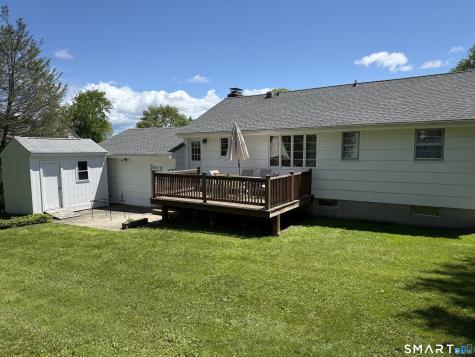 26 Maple Street Trumbull CT 06611