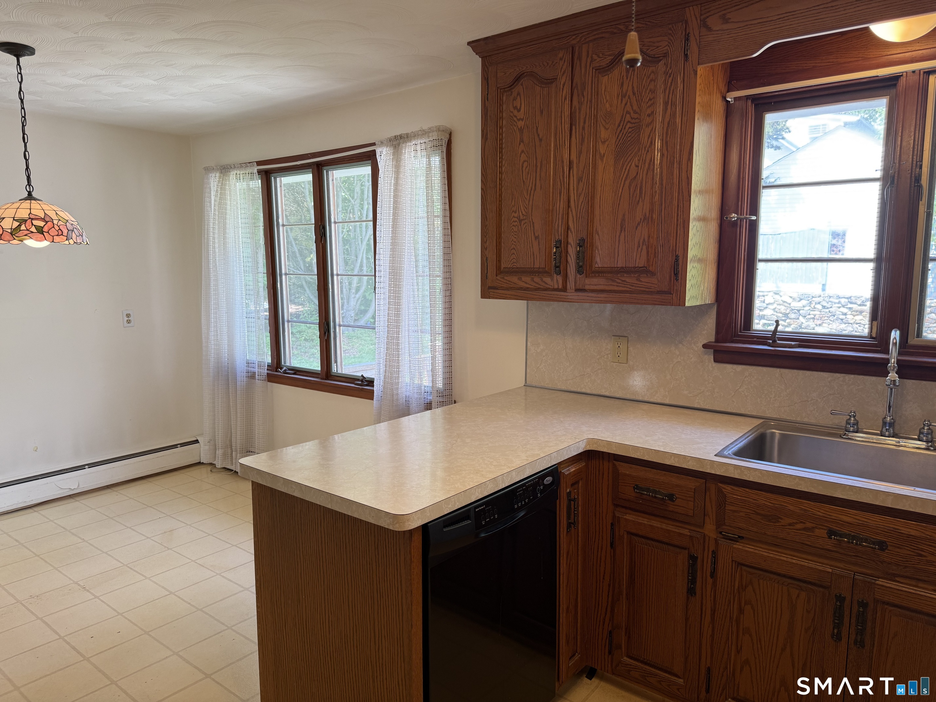 26 Maple Street Trumbull CT 06611