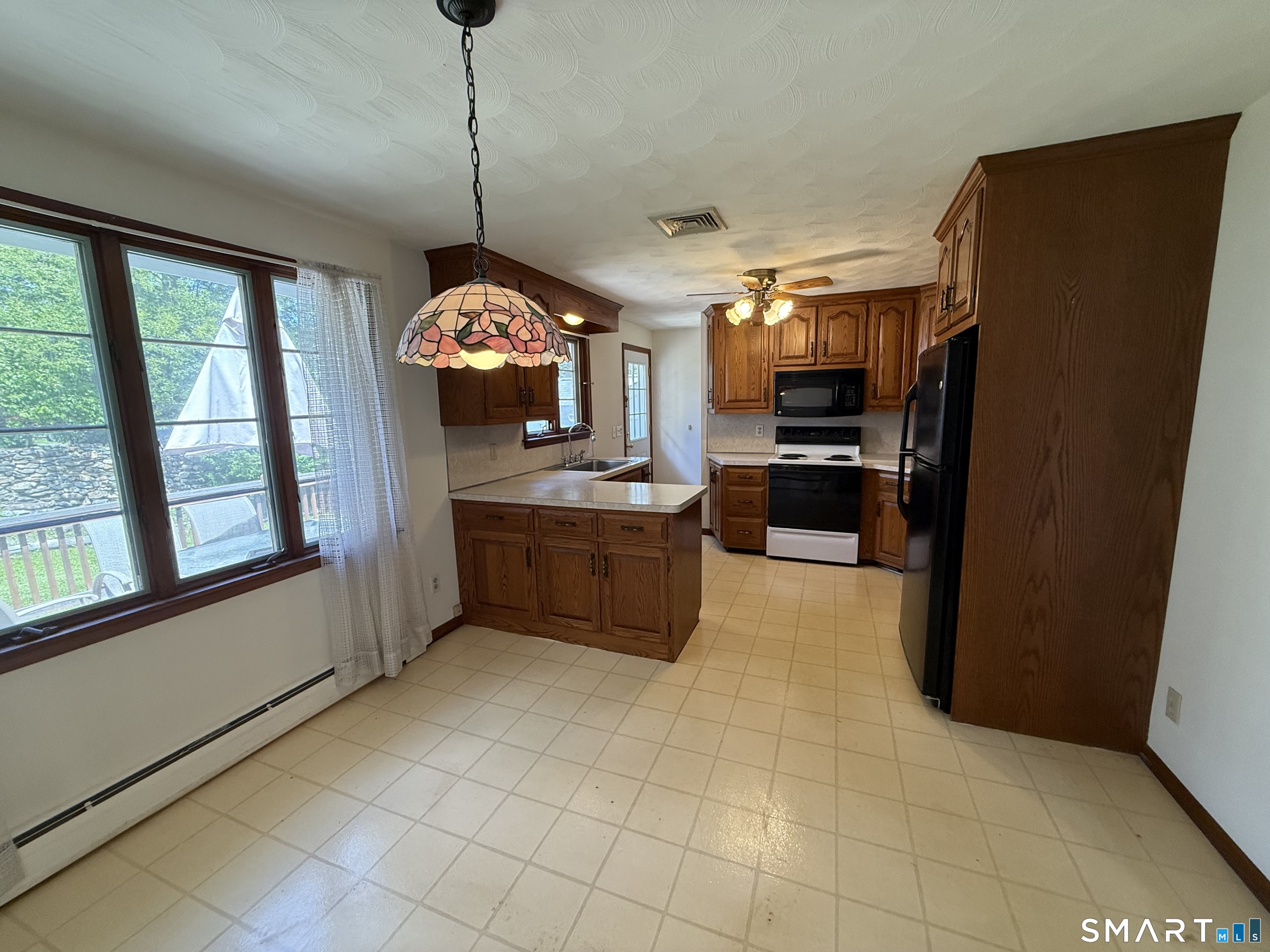 26 Maple Street Trumbull CT 06611
