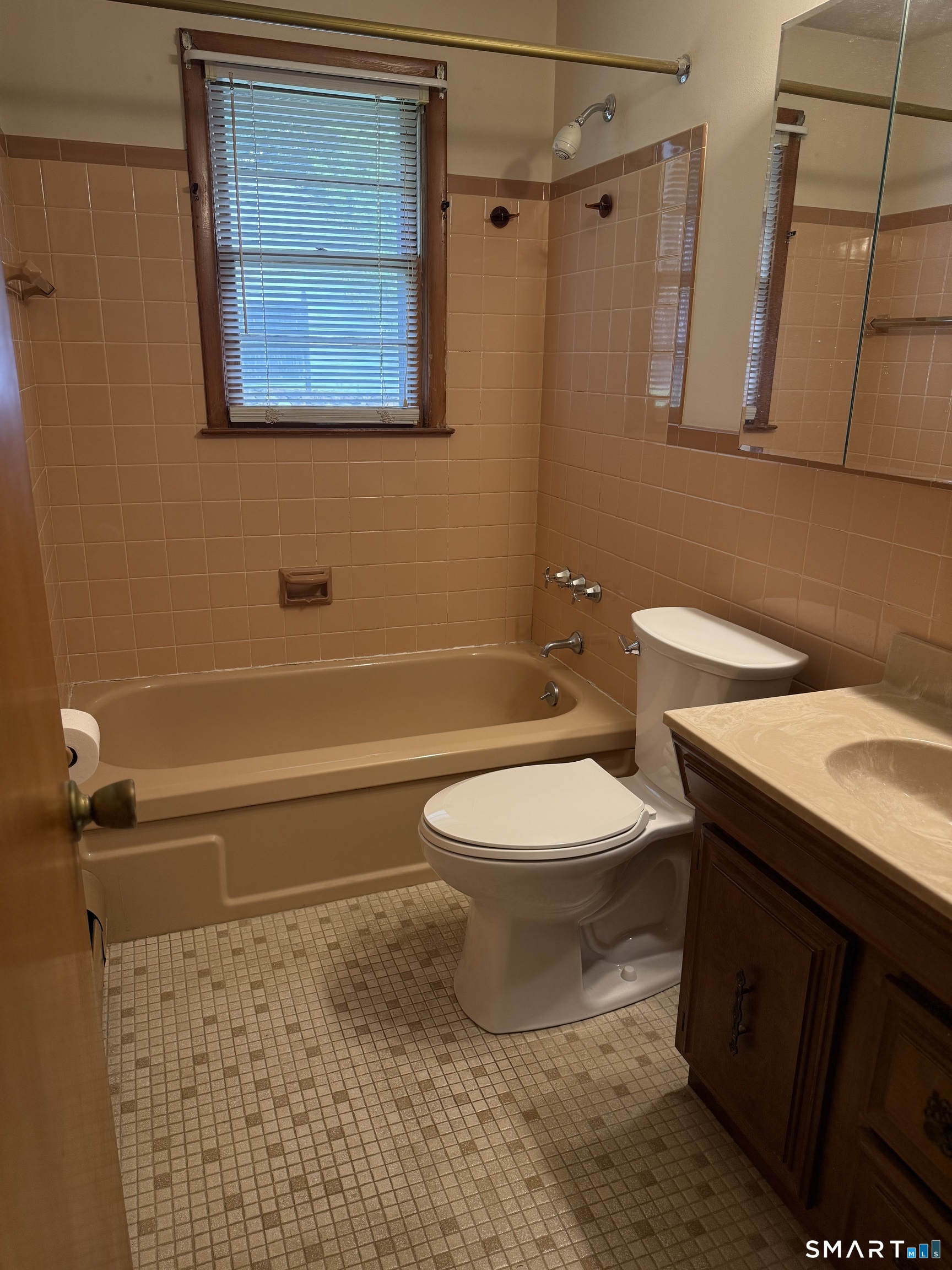 26 Maple Street Trumbull CT 06611