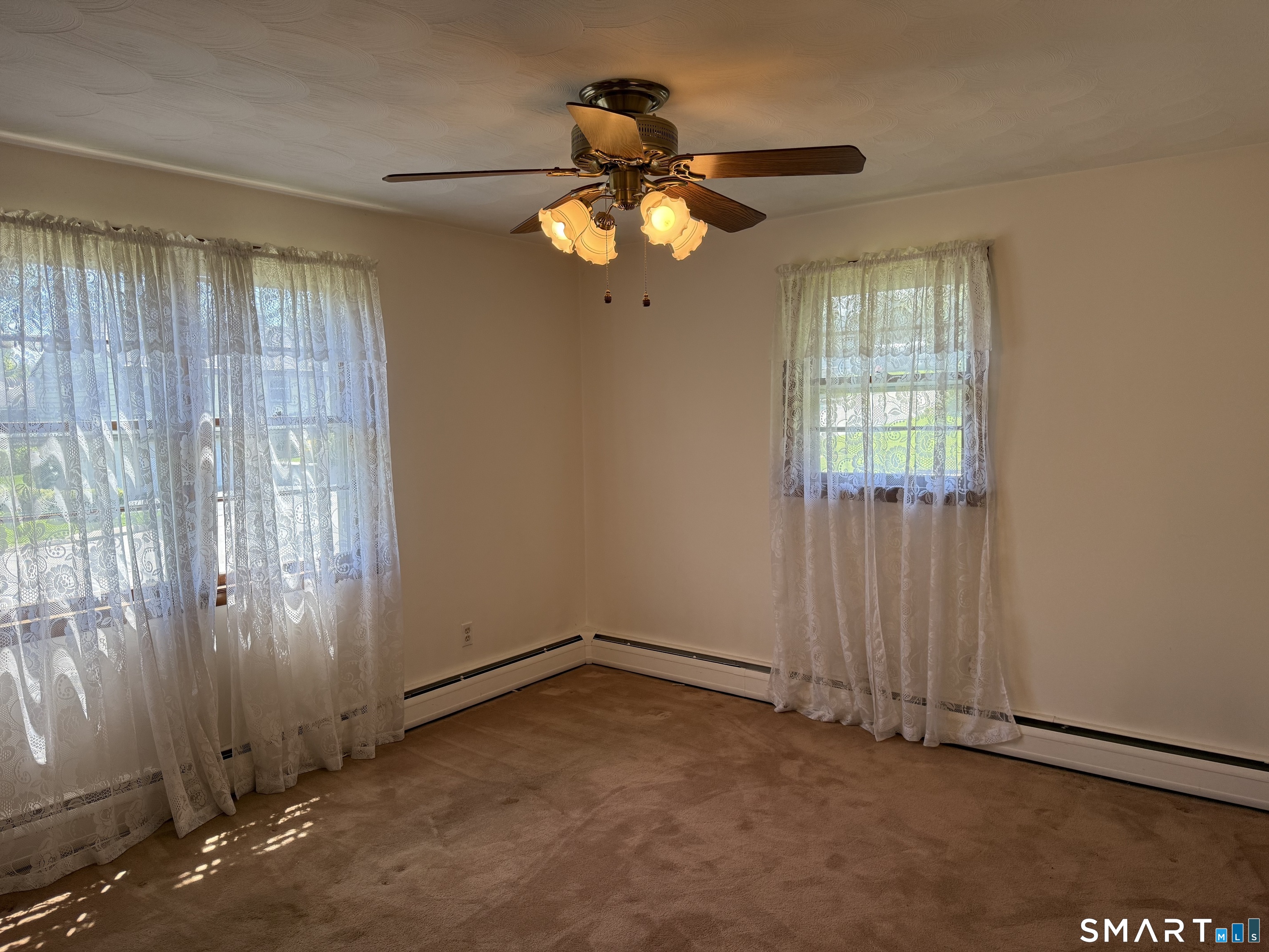 26 Maple Street Trumbull CT 06611
