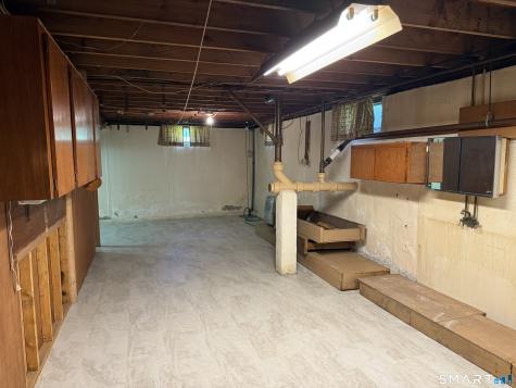 26 Maple Street Trumbull CT 06611