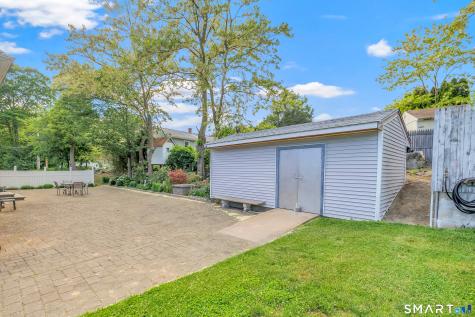 11 Jeanetti Drive Derby CT 06418