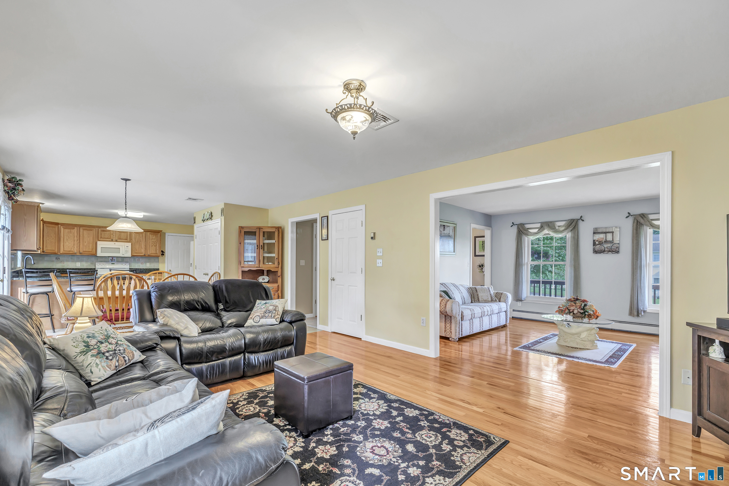 11 Jeanetti Drive Derby CT 06418