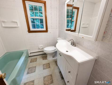 16 Colonial Drive Columbia CT 06237