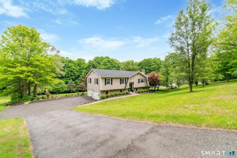 924 Roxbury Road Southbury CT 06488