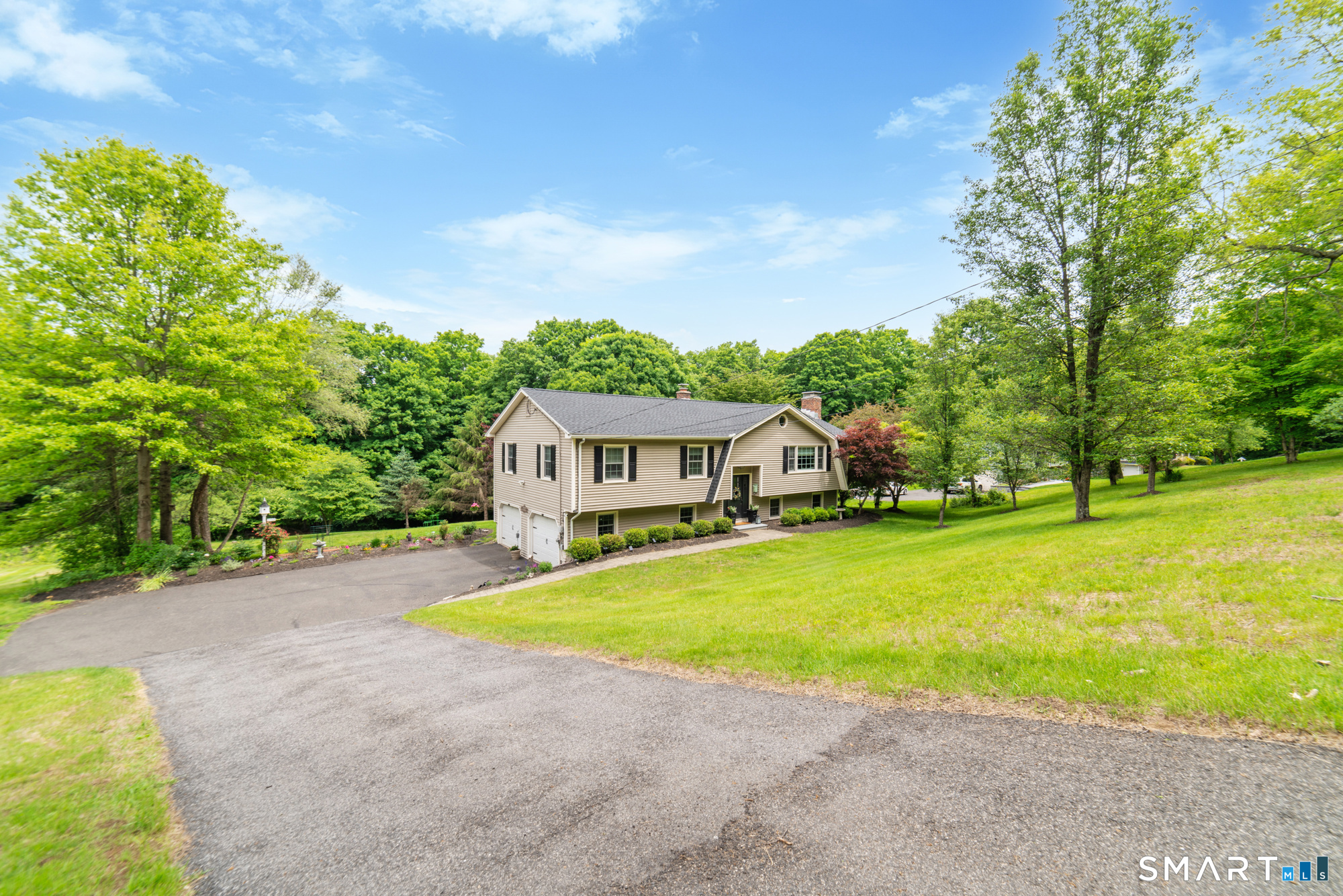 924 Roxbury Road Southbury CT 06488
