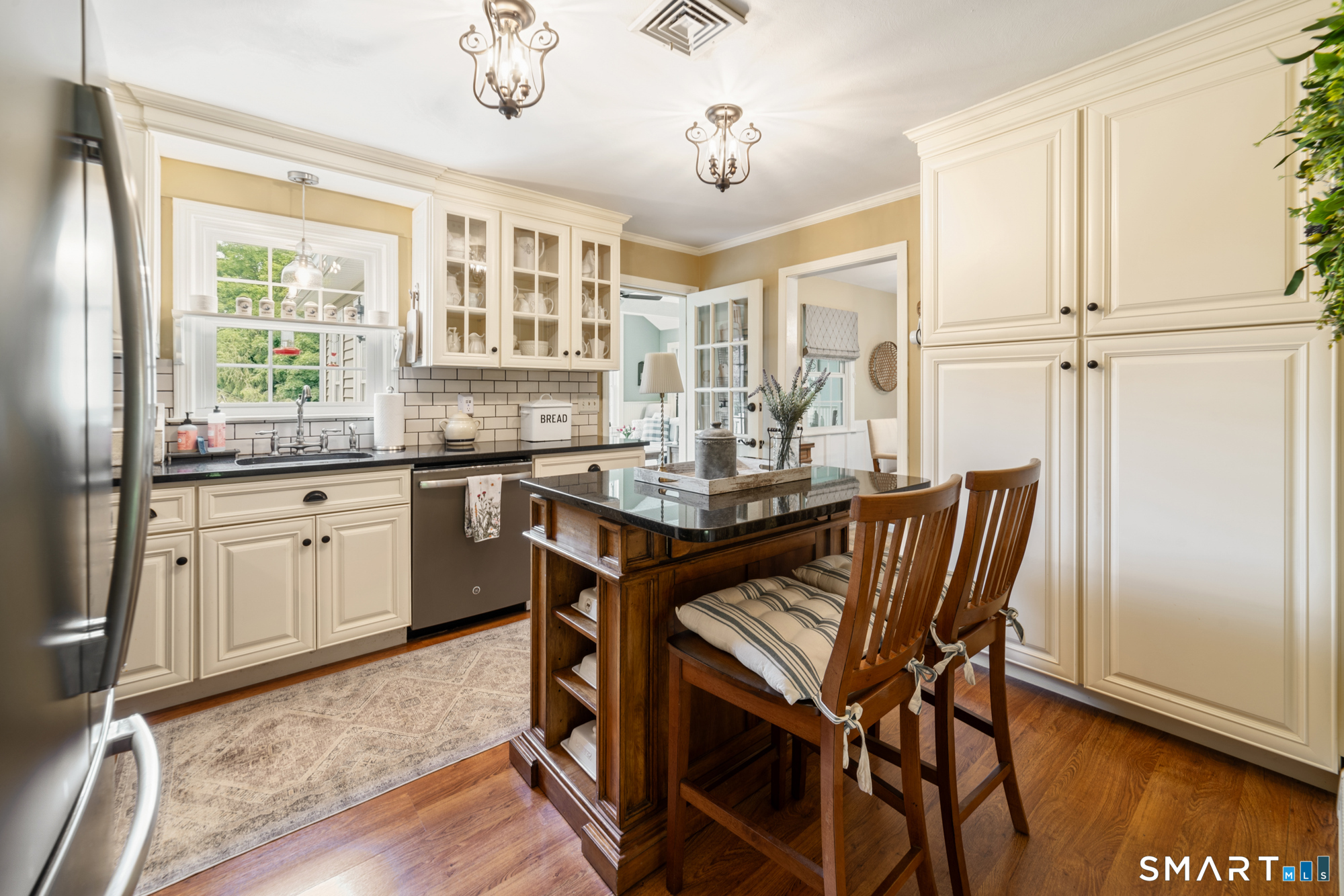 924 Roxbury Road Southbury CT 06488