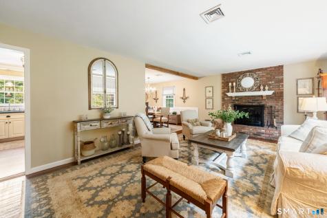 924 Roxbury Road Southbury CT 06488