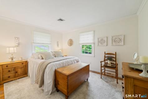 924 Roxbury Road Southbury CT 06488