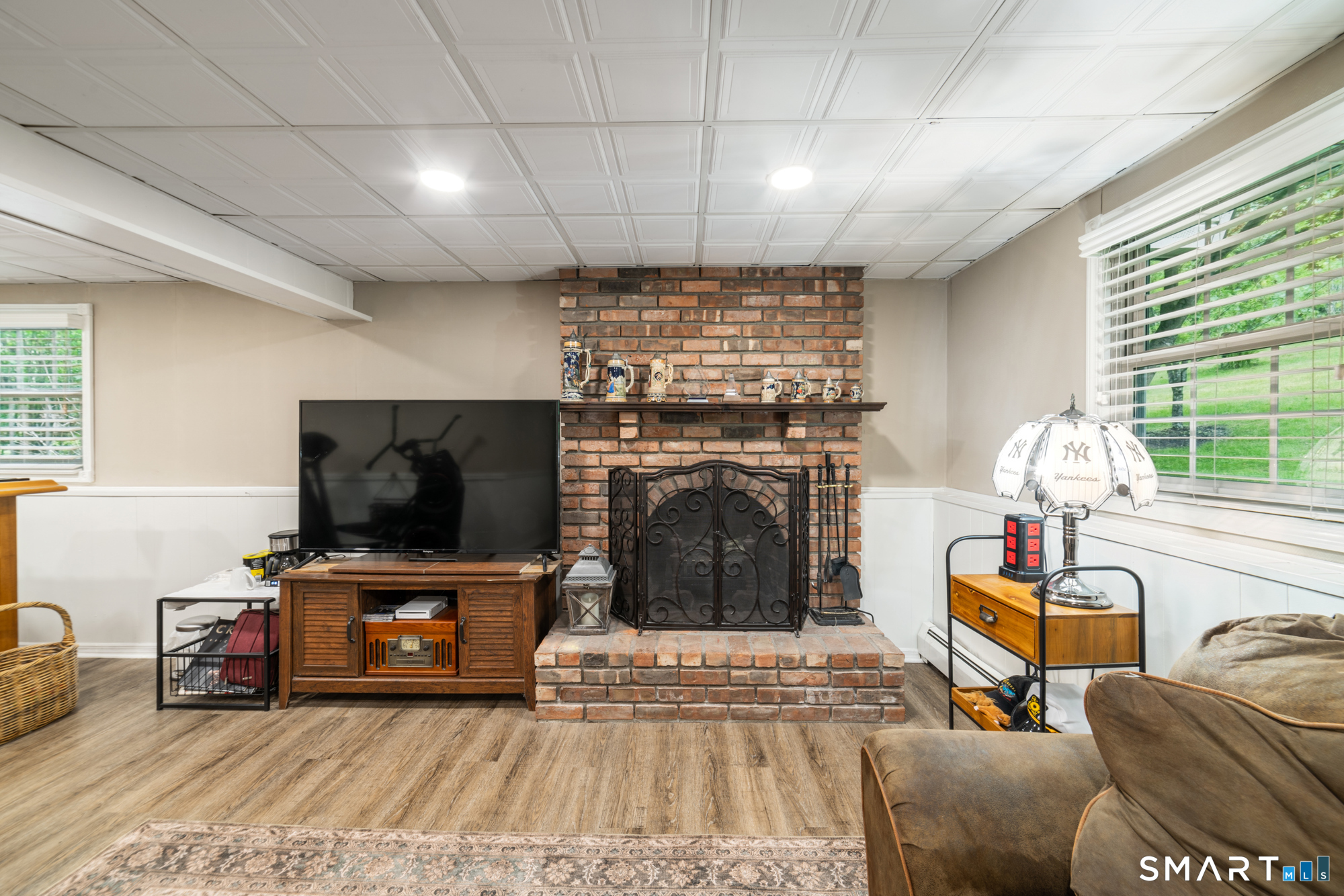 924 Roxbury Road Southbury CT 06488