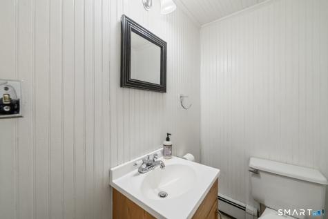 924 Roxbury Road Southbury CT 06488