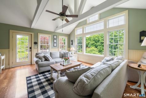 924 Roxbury Road Southbury CT 06488