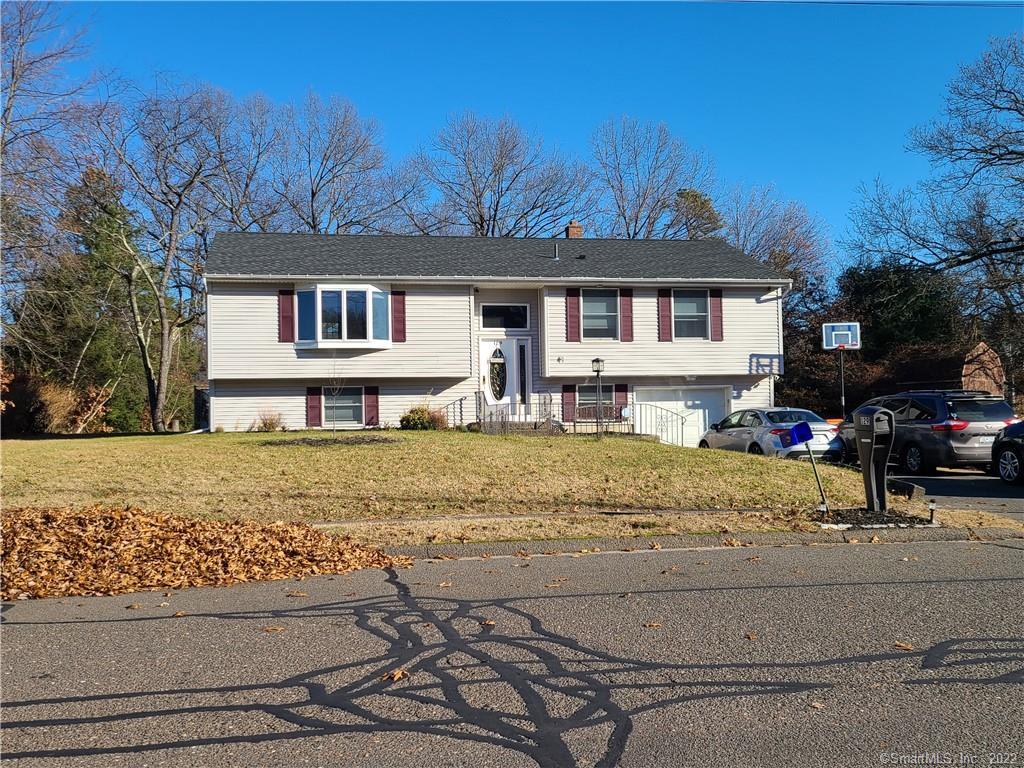 129 Deer Run Southington CT 06479