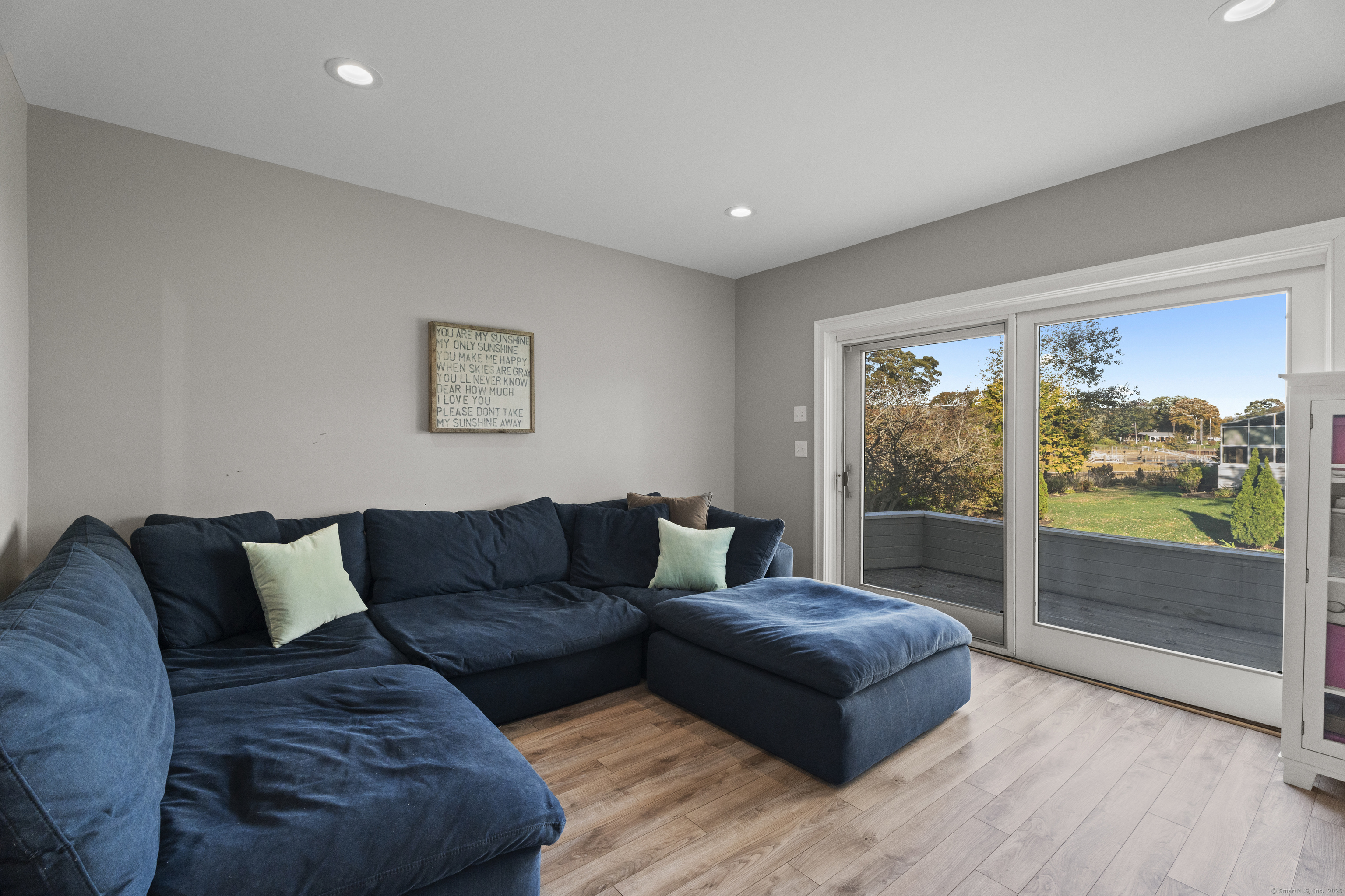 21 Harbor Street Branford CT 06405