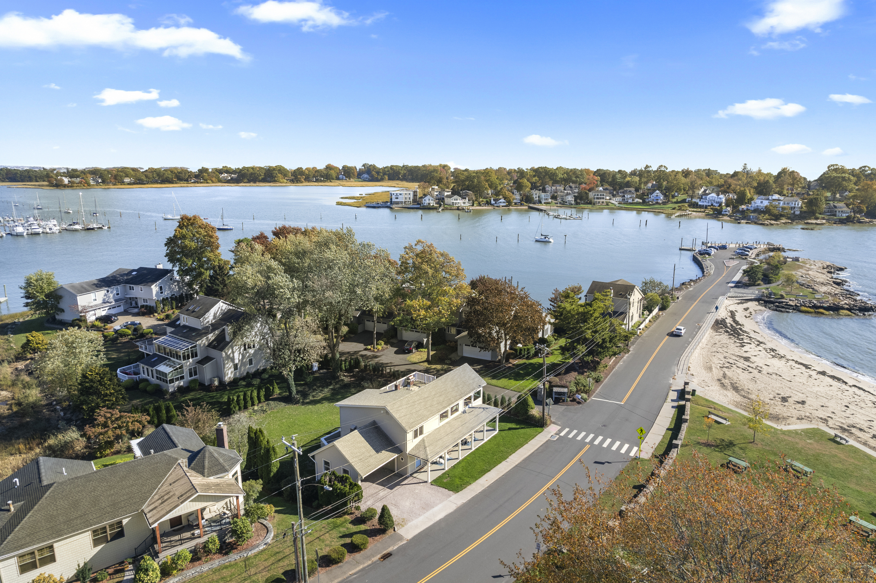 21 Harbor Street Branford CT 06405