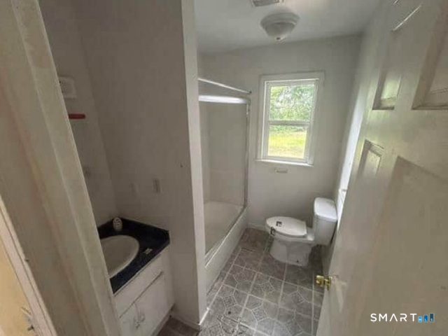 61 Stanley Street East Hartford CT 06108