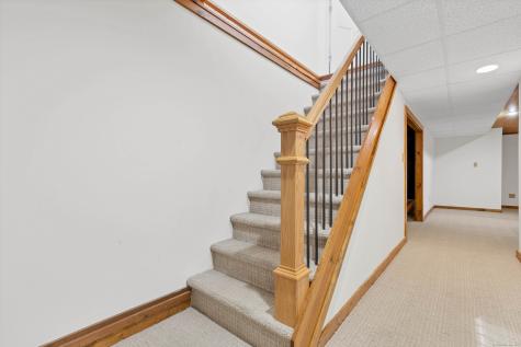 7 Old Black Point Road East Lyme CT 06357