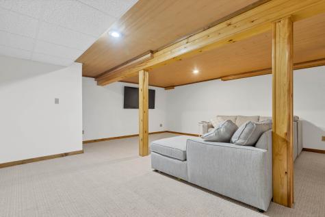 7 Old Black Point Road East Lyme CT 06357