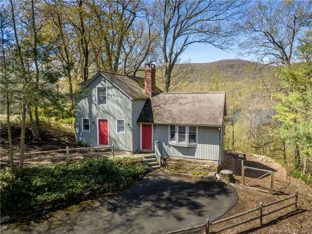 5 Inglenook Road New Fairfield CT 06812