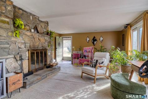 24 Robert Avenue Killingly CT 06239